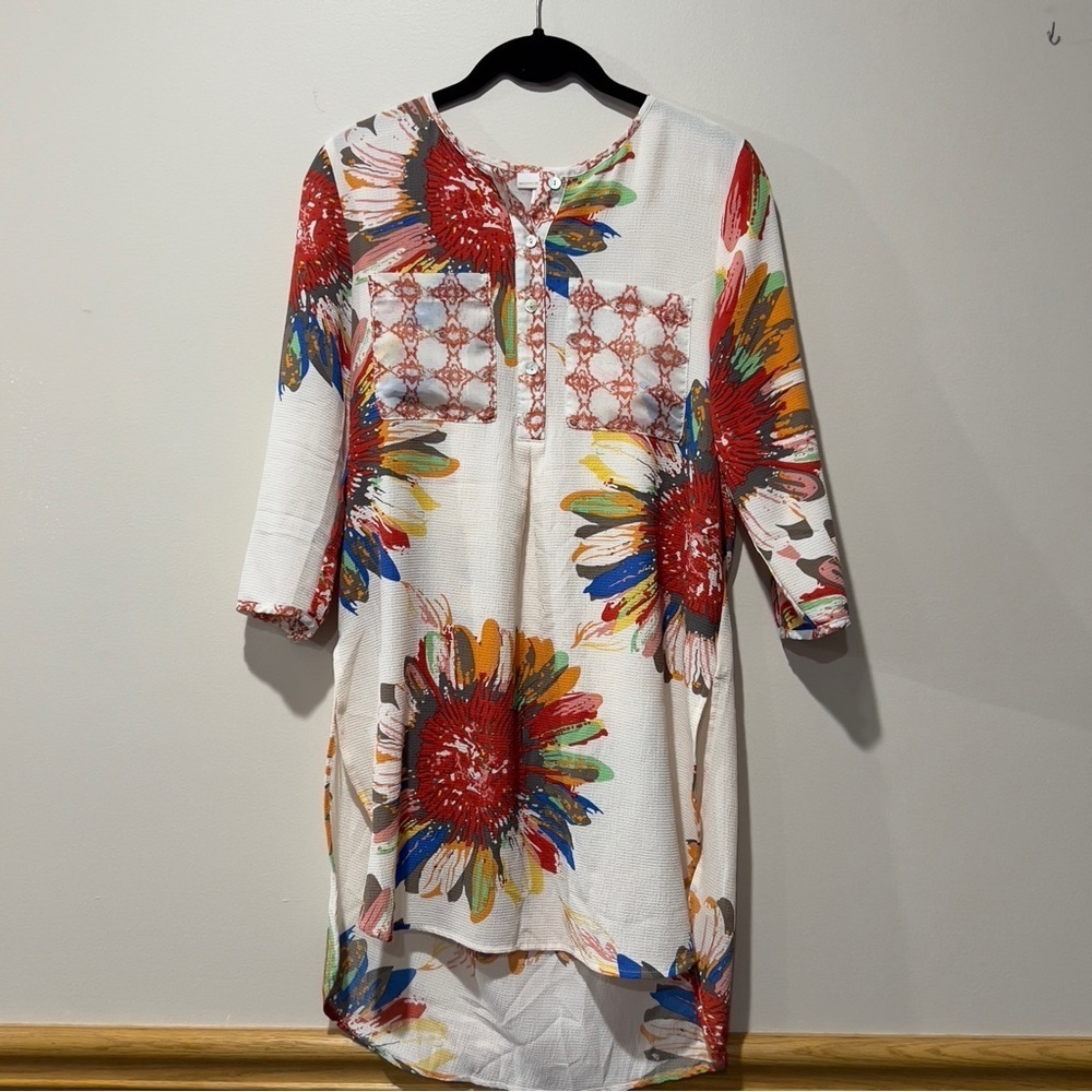 WESTPORT  1962 Size S Floral Art to Wear Knee Length Pull Over High Low Dress